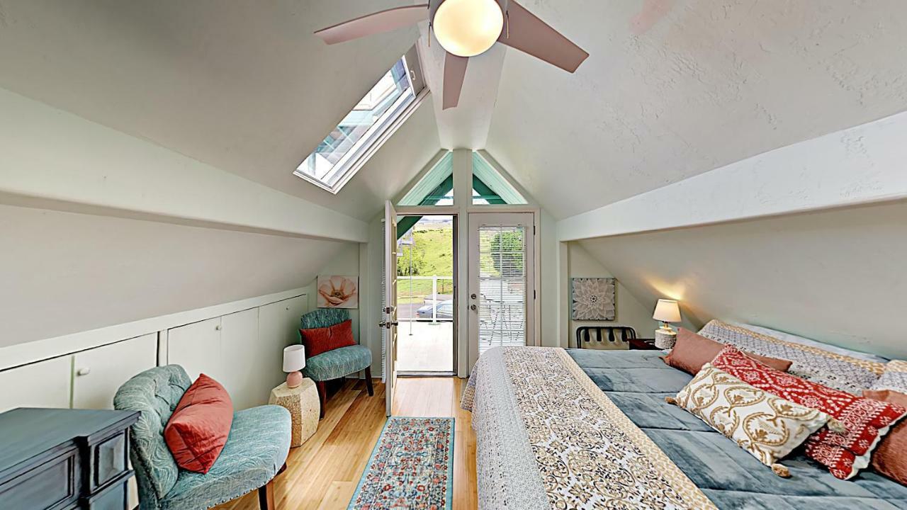 Ha'Le Kiana Bed and Breakfast Kula Buitenkant foto
